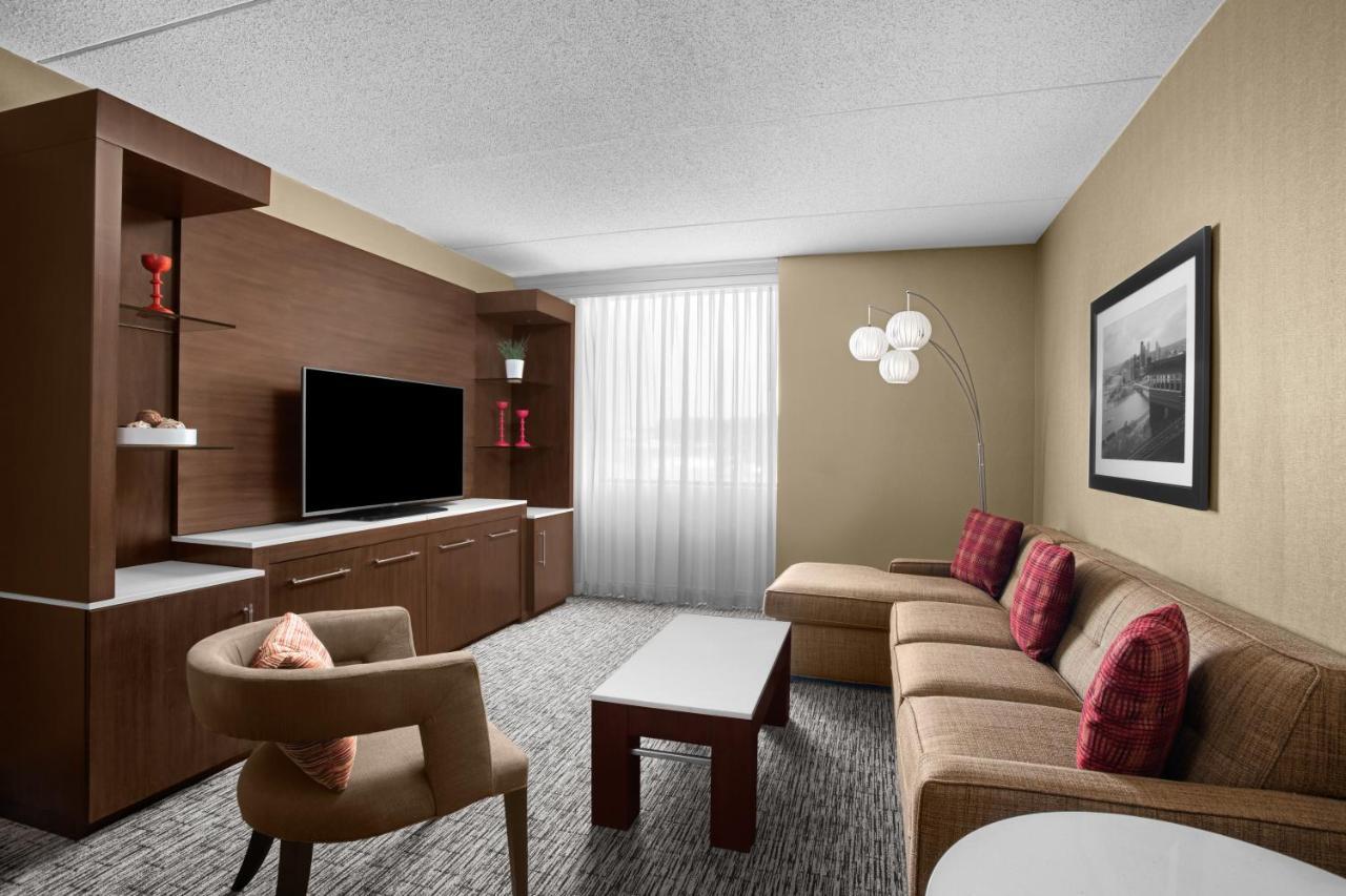 Pittsburgh Marriott North Hotel Кранбери Тауншип Екстериор снимка