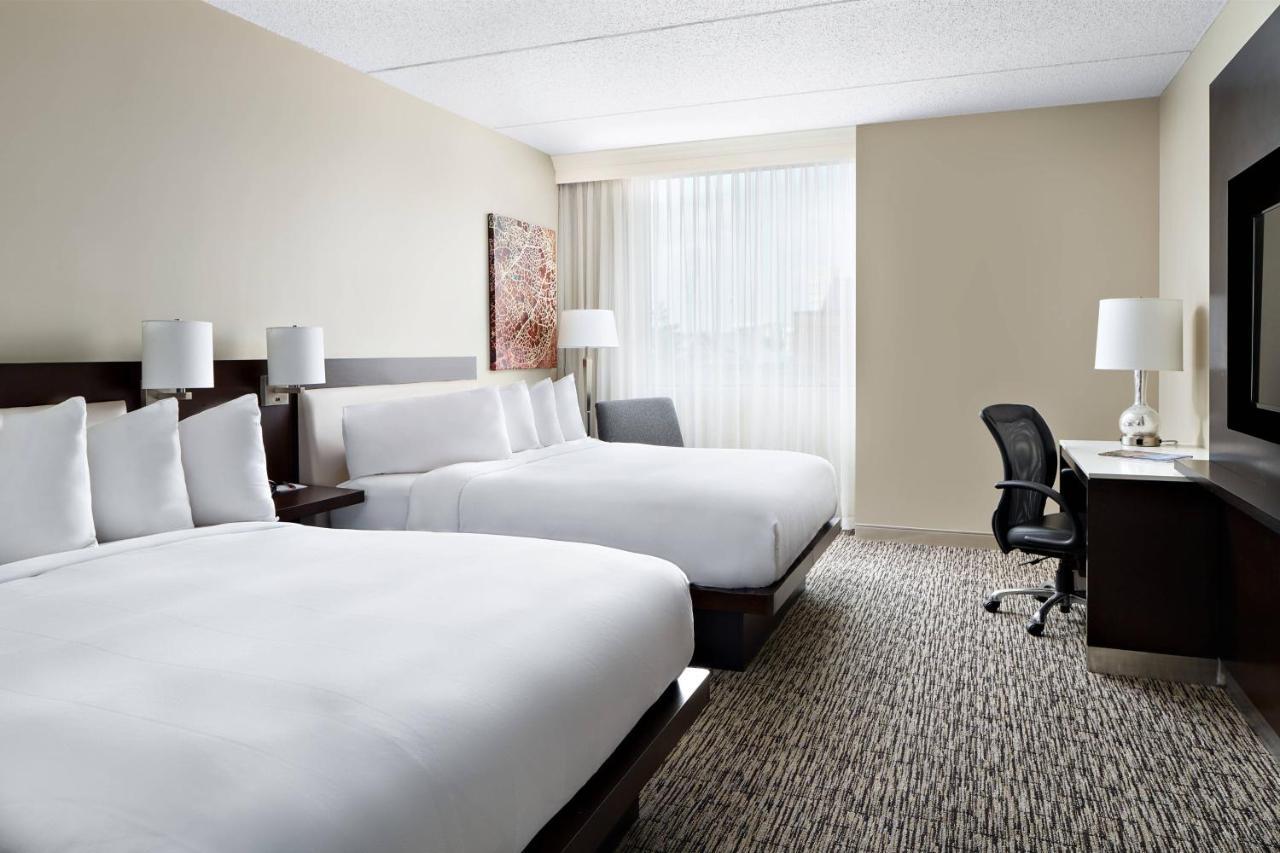 Pittsburgh Marriott North Hotel Кранбери Тауншип Екстериор снимка