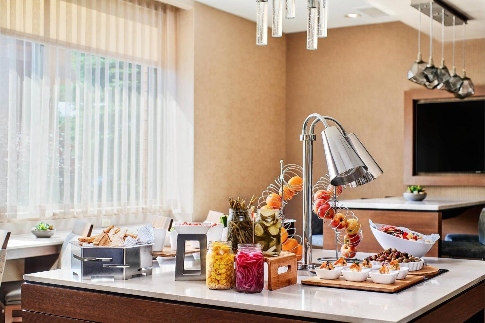 Pittsburgh Marriott North Hotel Кранбери Тауншип Екстериор снимка