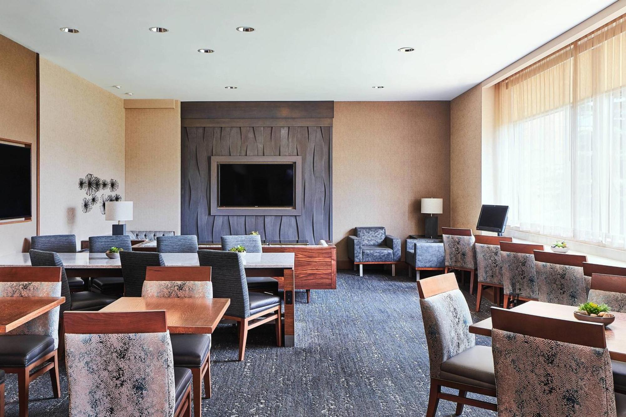 Pittsburgh Marriott North Hotel Кранбери Тауншип Екстериор снимка