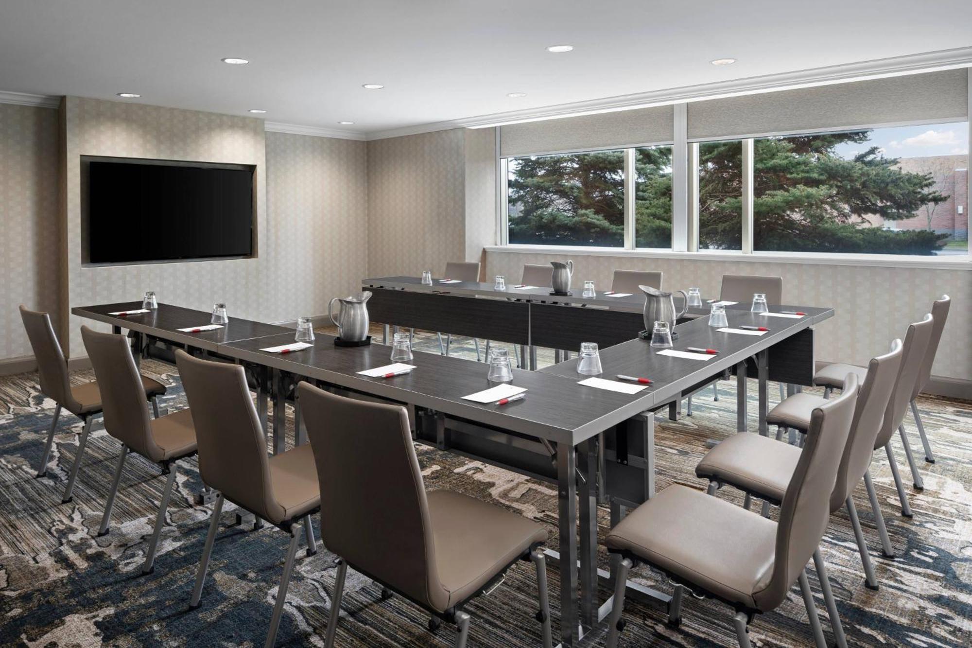 Pittsburgh Marriott North Hotel Кранбери Тауншип Екстериор снимка