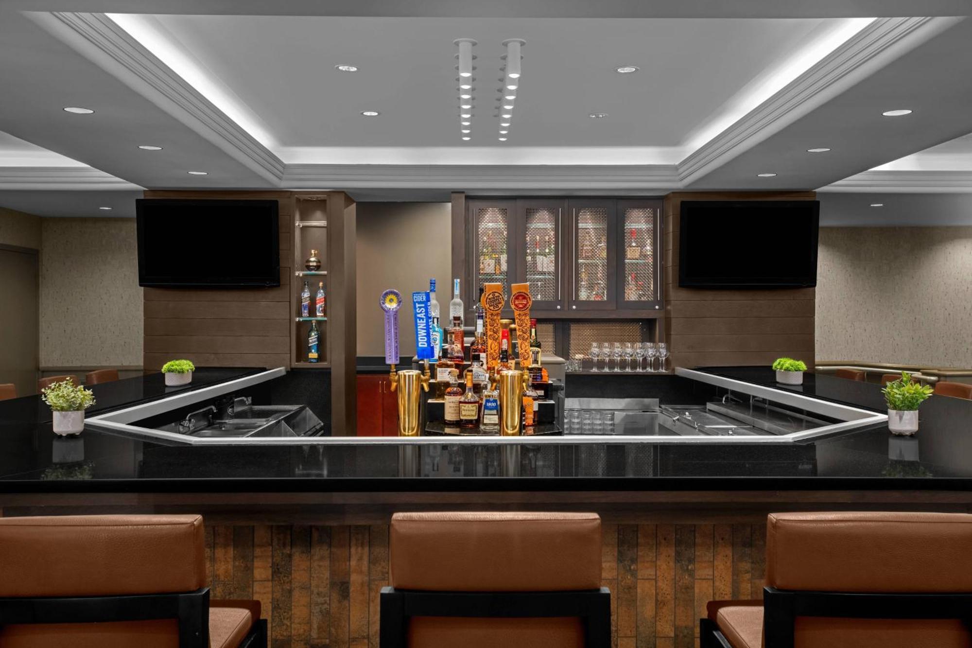 Pittsburgh Marriott North Hotel Кранбери Тауншип Екстериор снимка