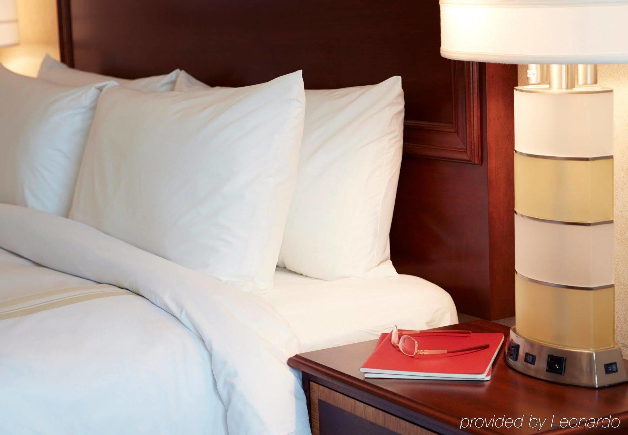 Pittsburgh Marriott North Hotel Кранбери Тауншип Екстериор снимка
